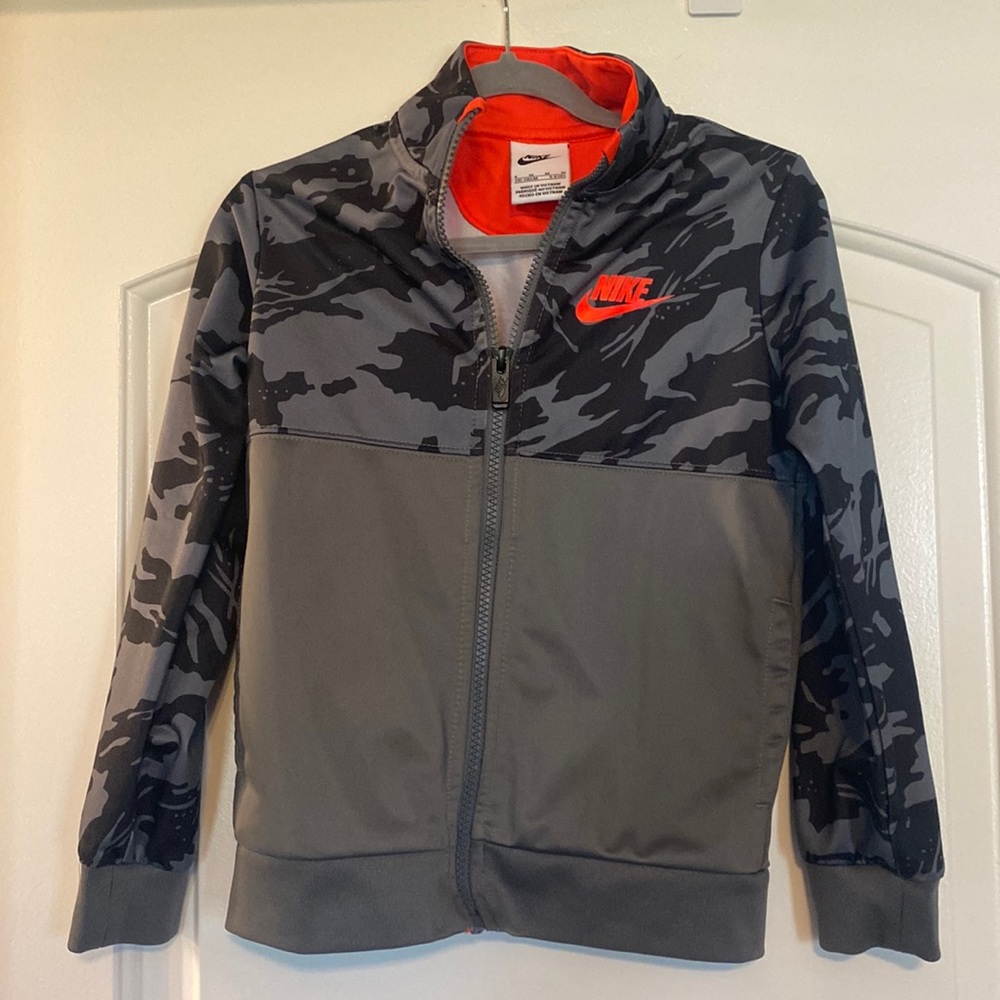 Nike Boys Matching Jacket and Pants set